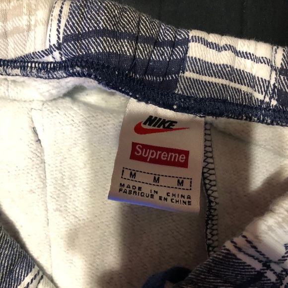 Supreme x Nike FW 18 Flannel Shorts